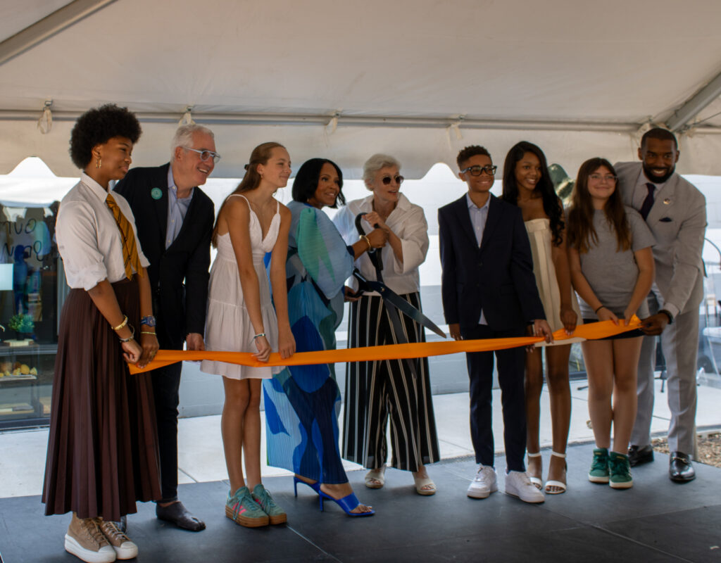Urban Sprouts cuts the ribbon for their new Cafe Au Play